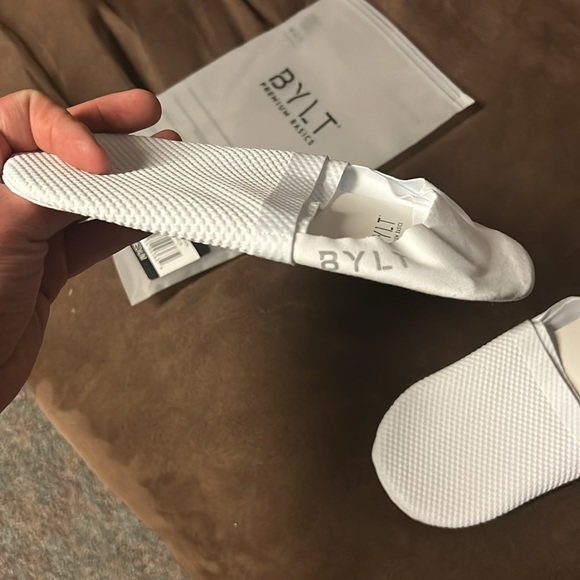 BYLT BASICS No Show Socks - Picture 4 of 5